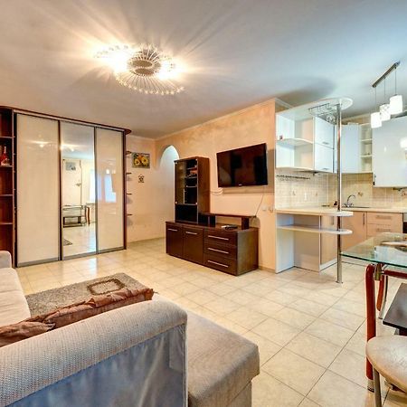 Apartments Near The Nsc Olympic Kiev Luaran gambar