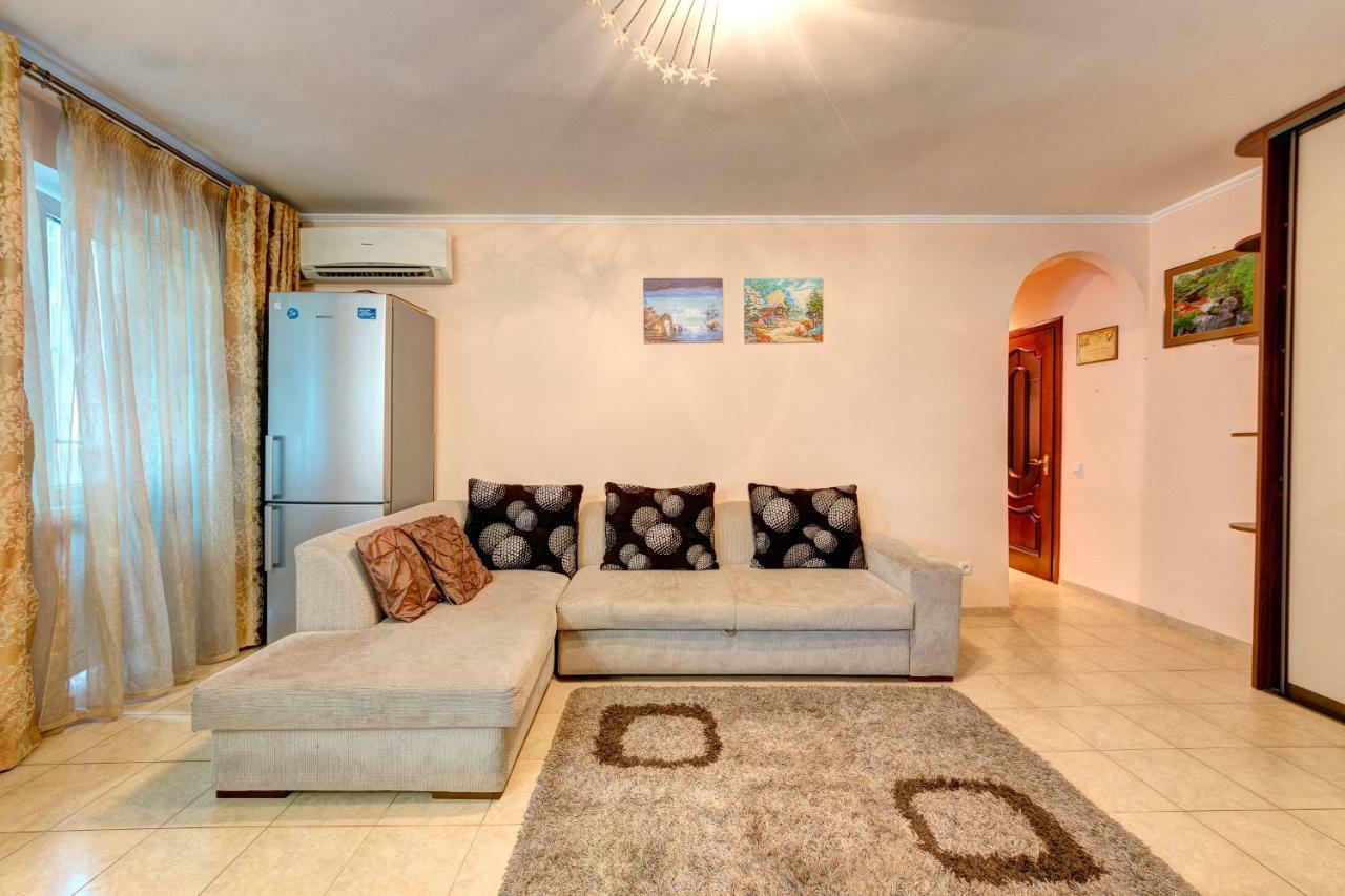 Apartments Near The Nsc Olympic Kiev Luaran gambar