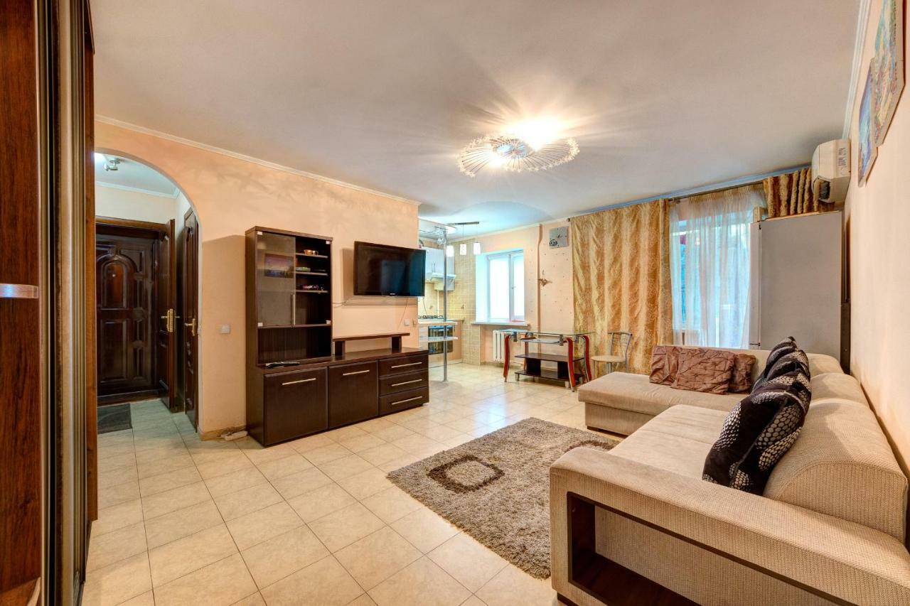Apartments Near The Nsc Olympic Kiev Luaran gambar